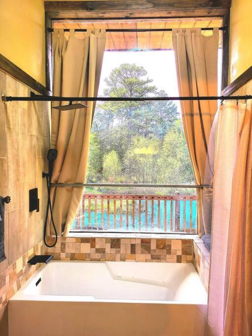 Waterfront Houston Hide Out In A Magical Forest Waller Luaran gambar